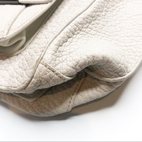 Time’s Arrow | Jo Pocket Tote Crossbody - Picture 8 of 10